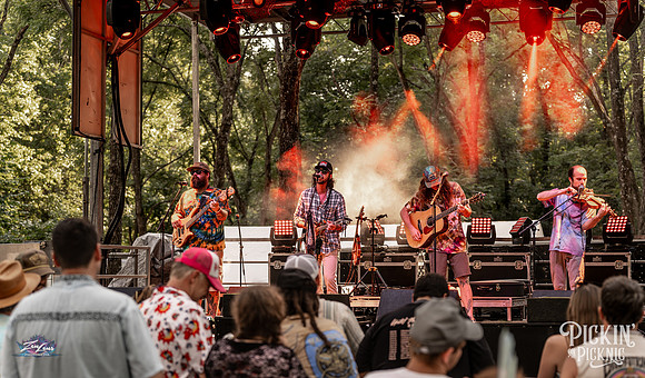 Pickin Friday Final-339