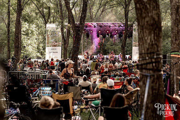 Pickin Friday Final-330