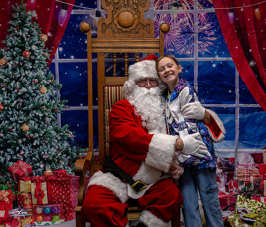 Christmas Parade Favs 2025-181
