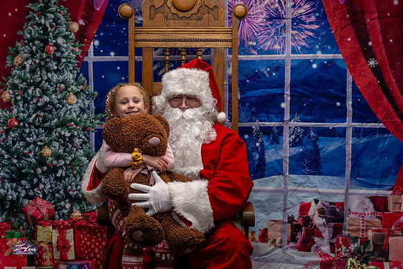 Christmas Parade Favs 2025-187