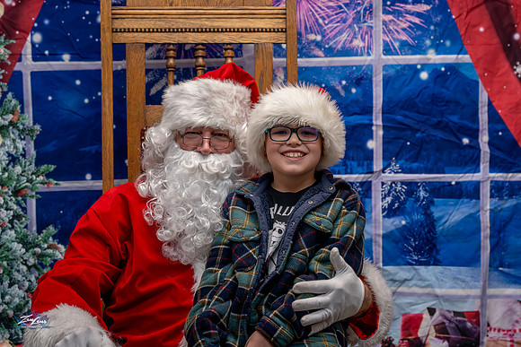 Christmas Parade Favs 2025-195