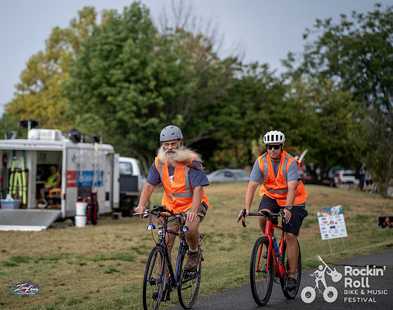 091226_RockinRollBMF_ZL (95 of 242)