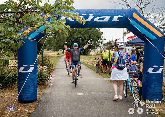 091226_RockinRollBMF_ZL (206 of 242)