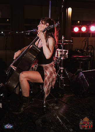 091626_HerVoiceII_CC_ZL-260