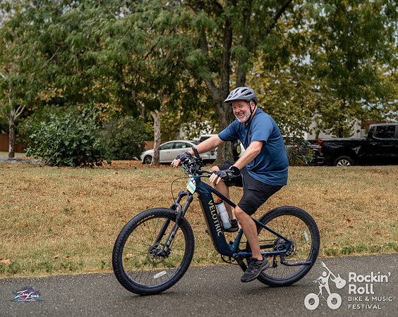 091226_RockinRollBMF_ZL (217 of 242)