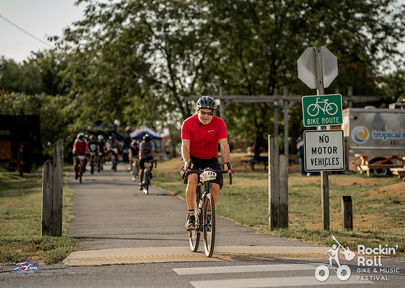 091226_RockinRollBMF_ZL (32 of 242)