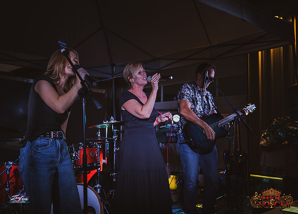 091626_HerVoiceII_CC_ZL-127