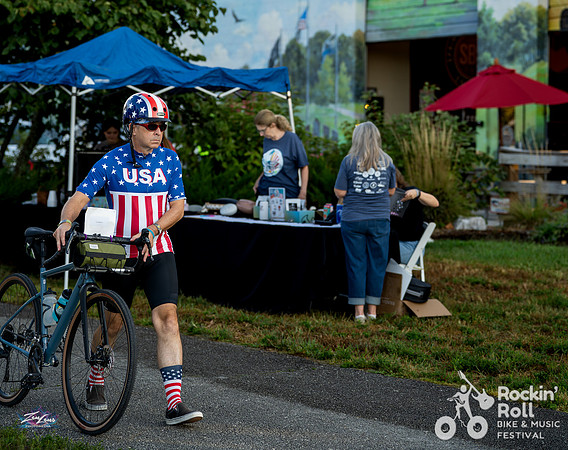 091226_RockinRollBMF_ZL (12 of 242)