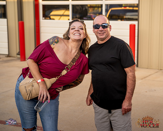 091626_HerVoiceII_CC_ZL-50
