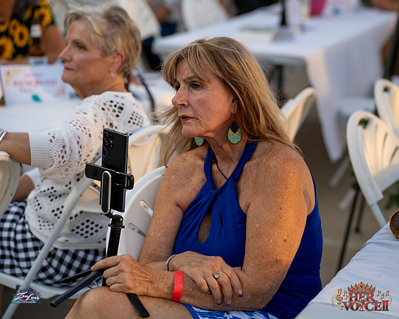 091626_HerVoiceII_CC_ZL-53