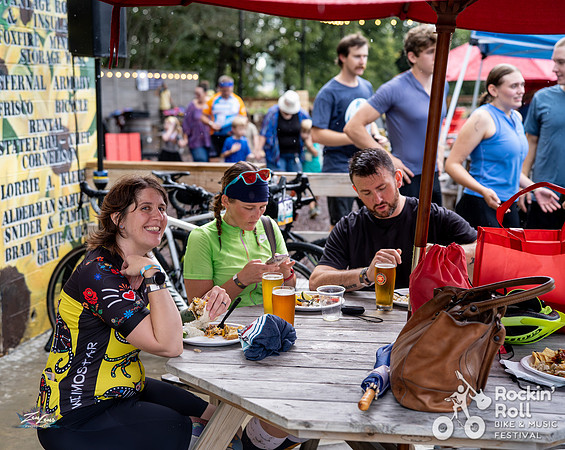091226_RockinRollBMF_ZL (152 of 242)
