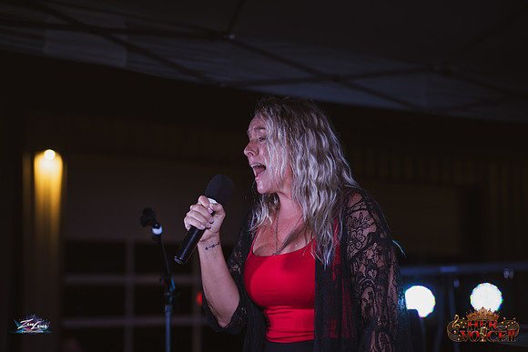 091626_HerVoiceII_CC_ZL-159