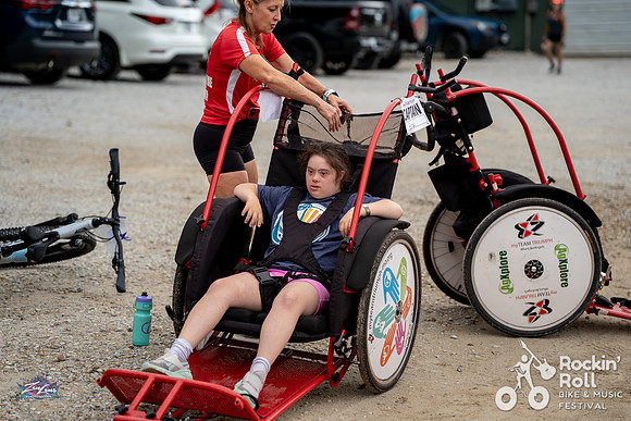 091226_RockinRollBMF_ZL (79 of 242)