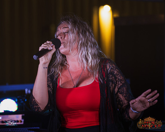 091626_HerVoiceII_CC_ZL-165