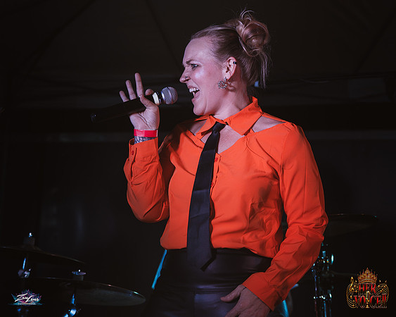 091626_HerVoiceII_CC_ZL-186