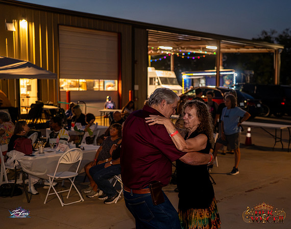 091626_HerVoiceII_CC_ZL-135