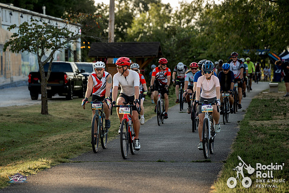 091226_RockinRollBMF_ZL (22 of 242)