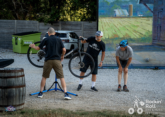 091226_RockinRollBMF_ZL (19 of 242)