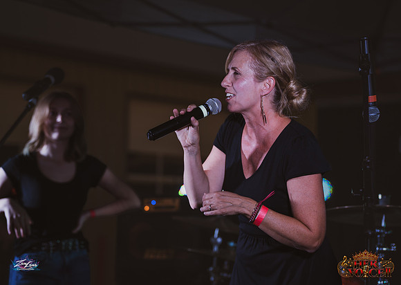 091626_HerVoiceII_CC_ZL-122