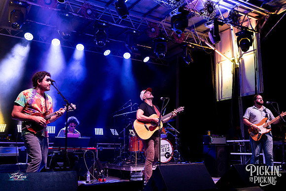 ZL_R_MP_Pickin_071124-2