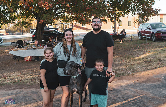 Barktober WG Farmer's Market (33 of 35)