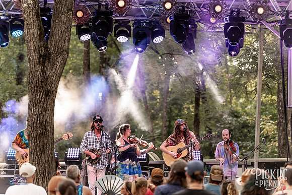 Pickin Friday Final-347