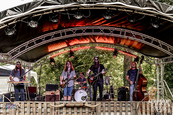 Pickin Friday Final-256