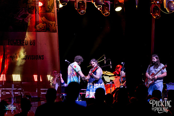 ZL_C_Pickin_071324-24