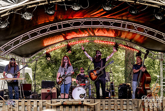 Pickin Friday Final-257